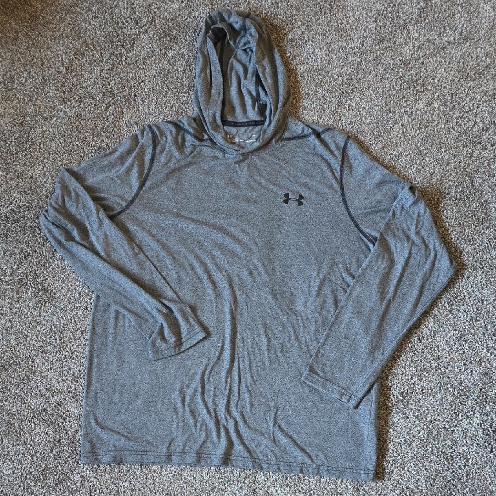 Under Armour Men’s Heather Gray Hooded Long Sleeve Performance Top